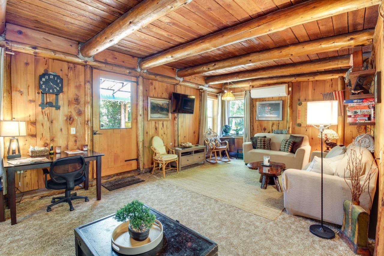 Rustic Bandon Log Cabin On 5 Acres Of Woodlands! Экстерьер фото