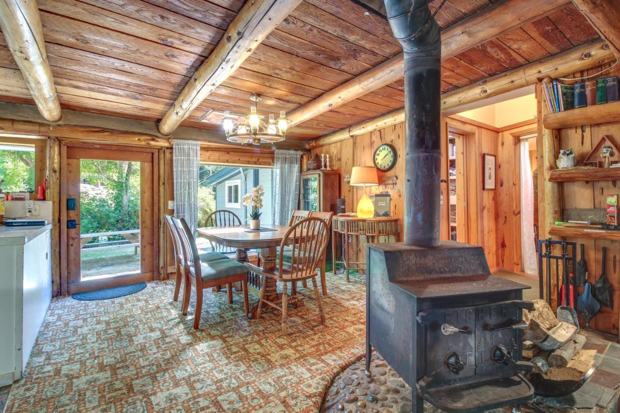 Rustic Bandon Log Cabin On 5 Acres Of Woodlands! Экстерьер фото